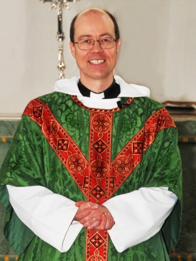 Revd Derwyn Williams